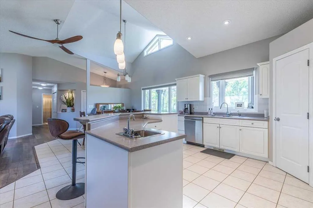 27318 TWP ROAD 482