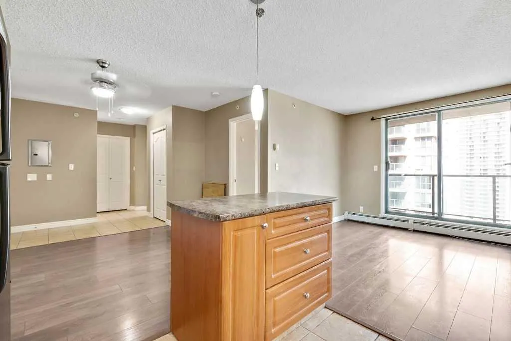 1111 6 Avenue SW, #1618