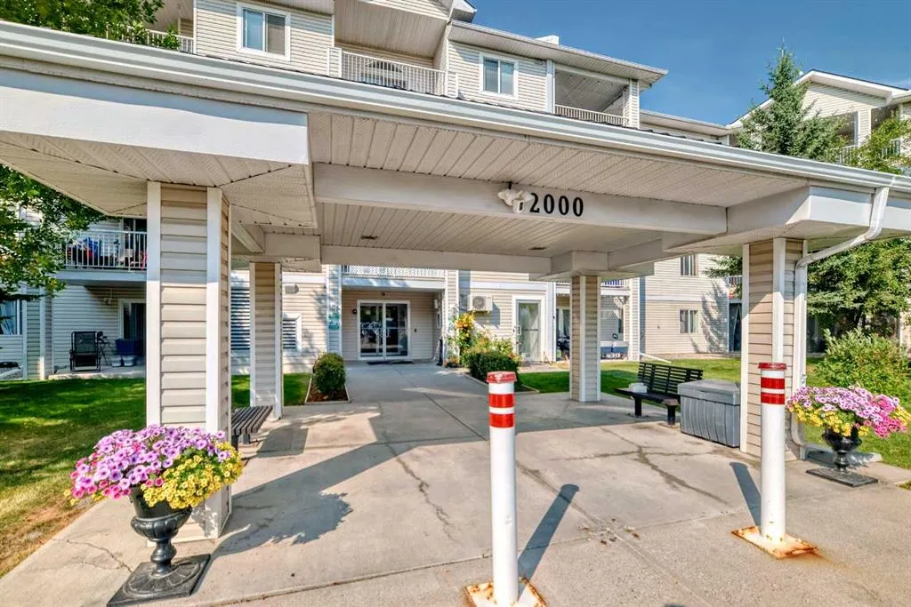 6224 17 Avenue SE, #2205