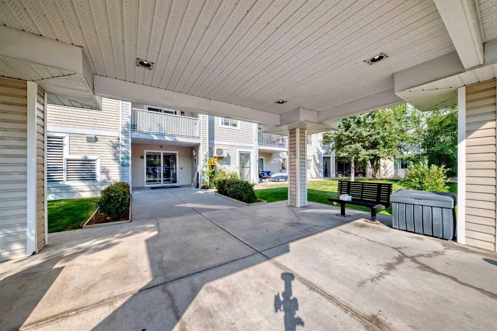 6224 17 Avenue SE, #2205