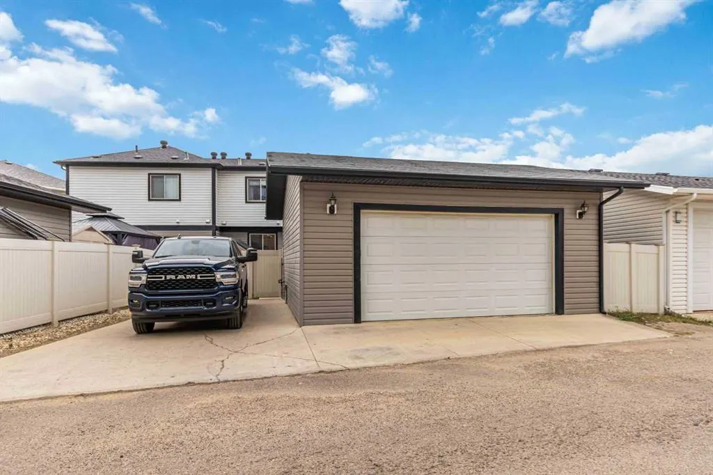 107 Merganser Crescent