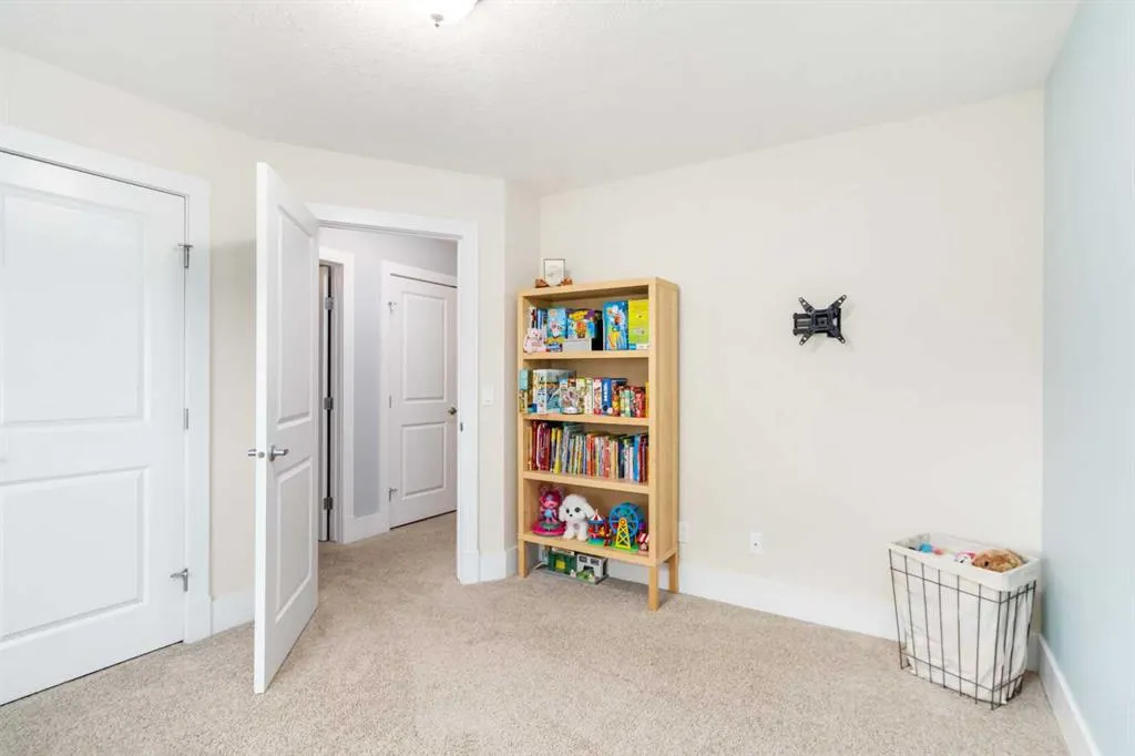 107 Merganser Crescent
