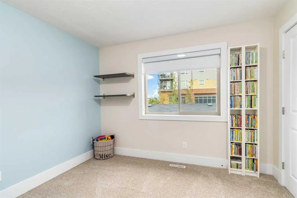 107 Merganser Crescent