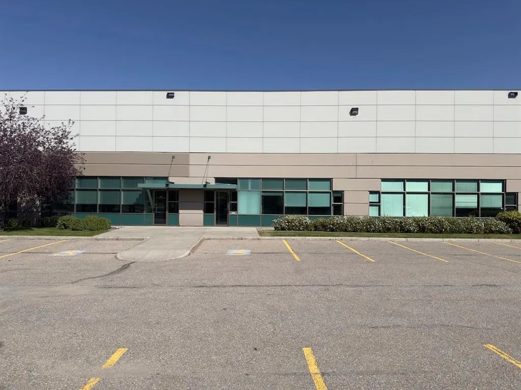 2730 39 Avenue NE, #110