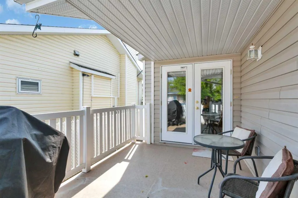 14 Andrews Close