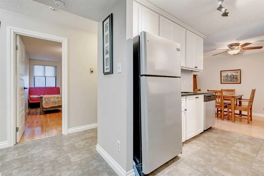 9800 Horton Road SW, #405