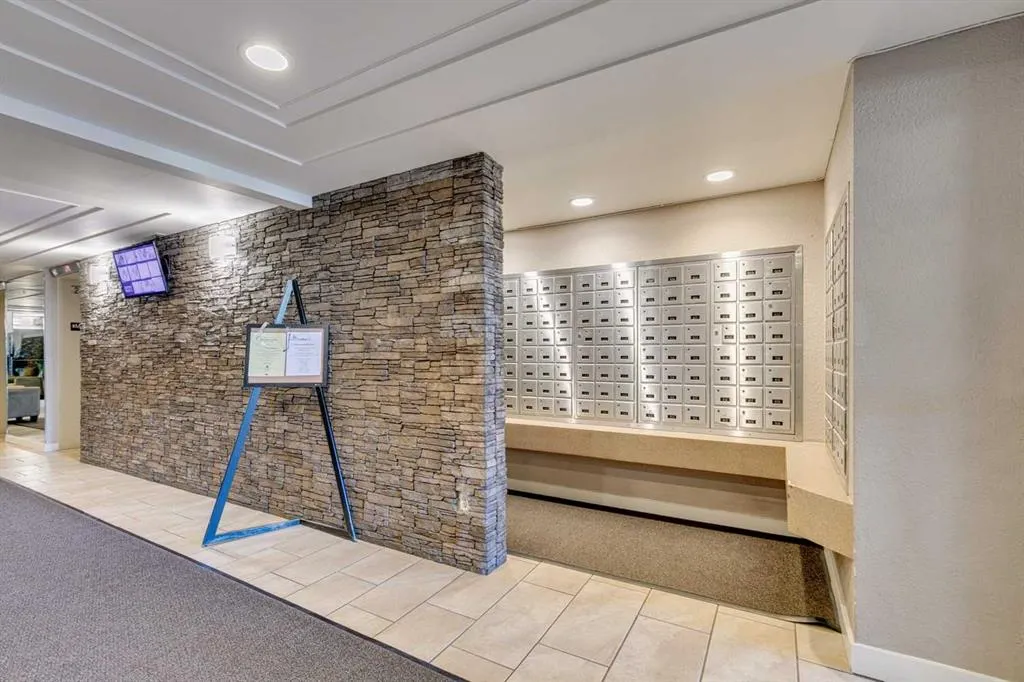 9800 Horton Road SW, #405