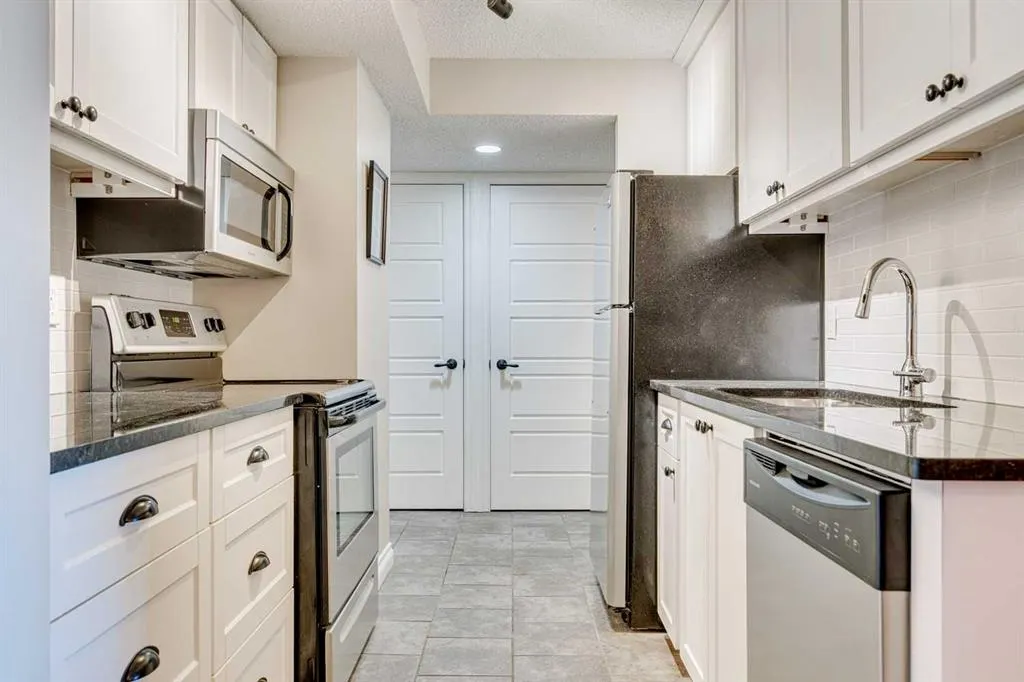 9800 Horton Road SW, #405
