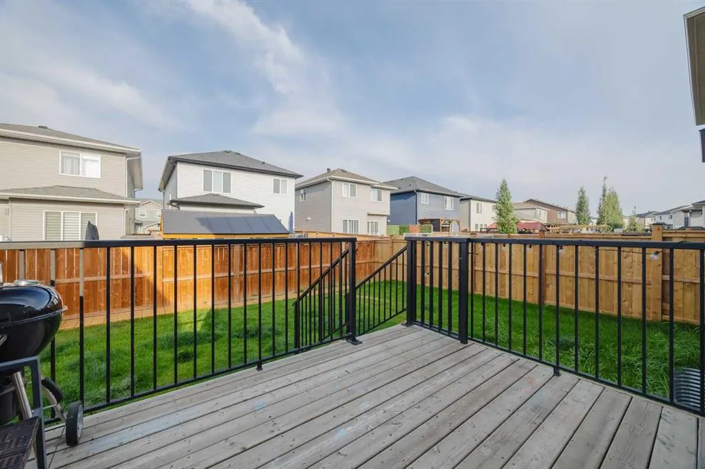 62 Legacy Glen Terrace SE