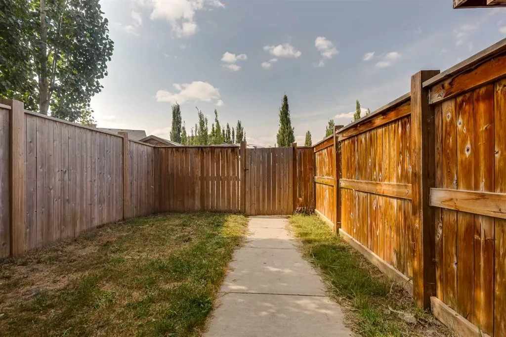 66 Truant Crescent
