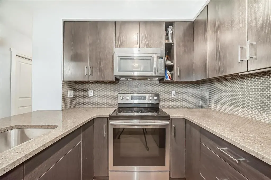 25 Auburn Meadows Avenue SE, #111
