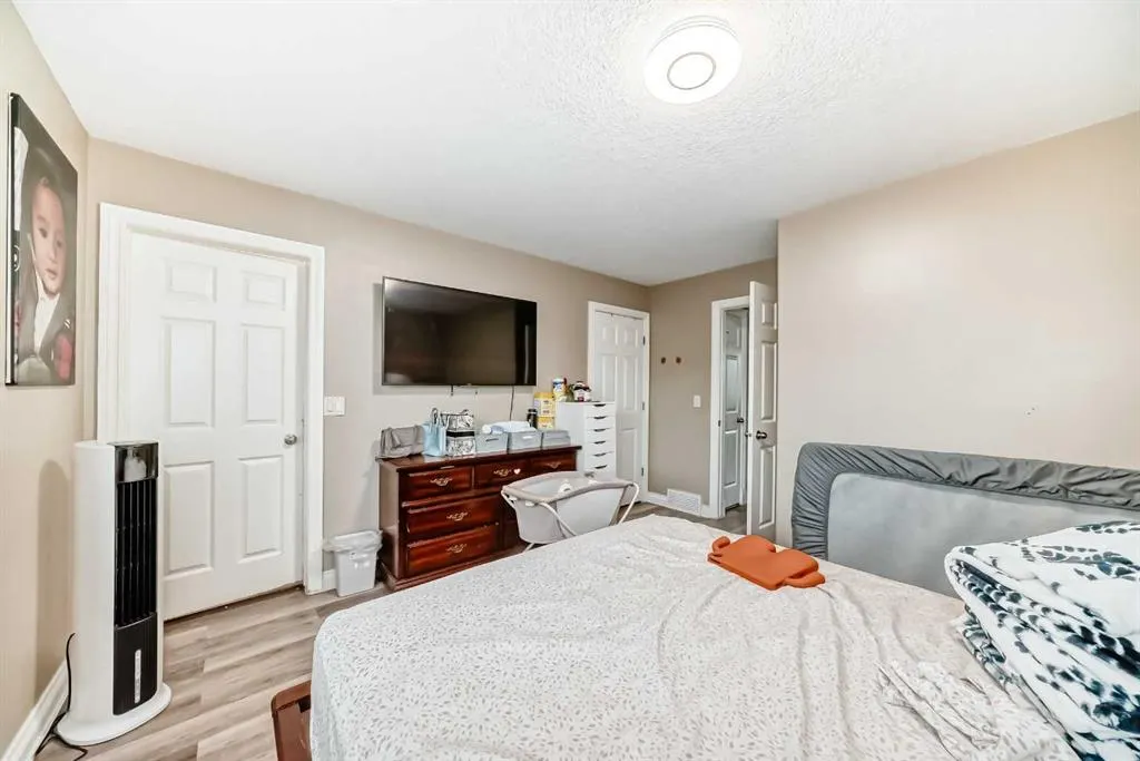14 DOVER Mews SE