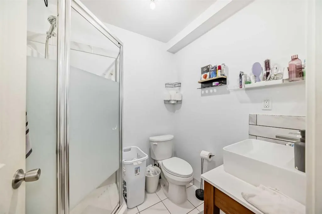 14 DOVER Mews SE