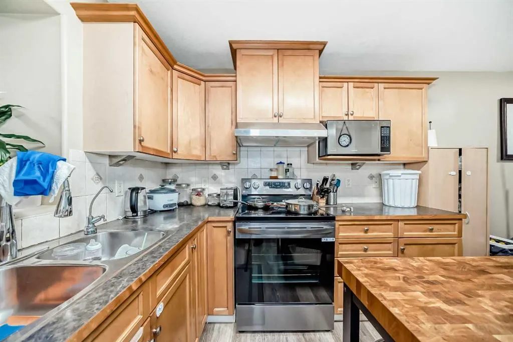 14 DOVER Mews SE