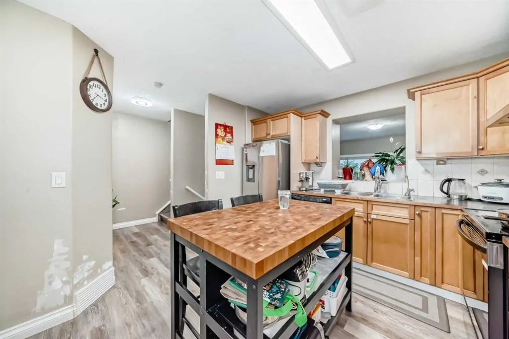 14 DOVER Mews SE
