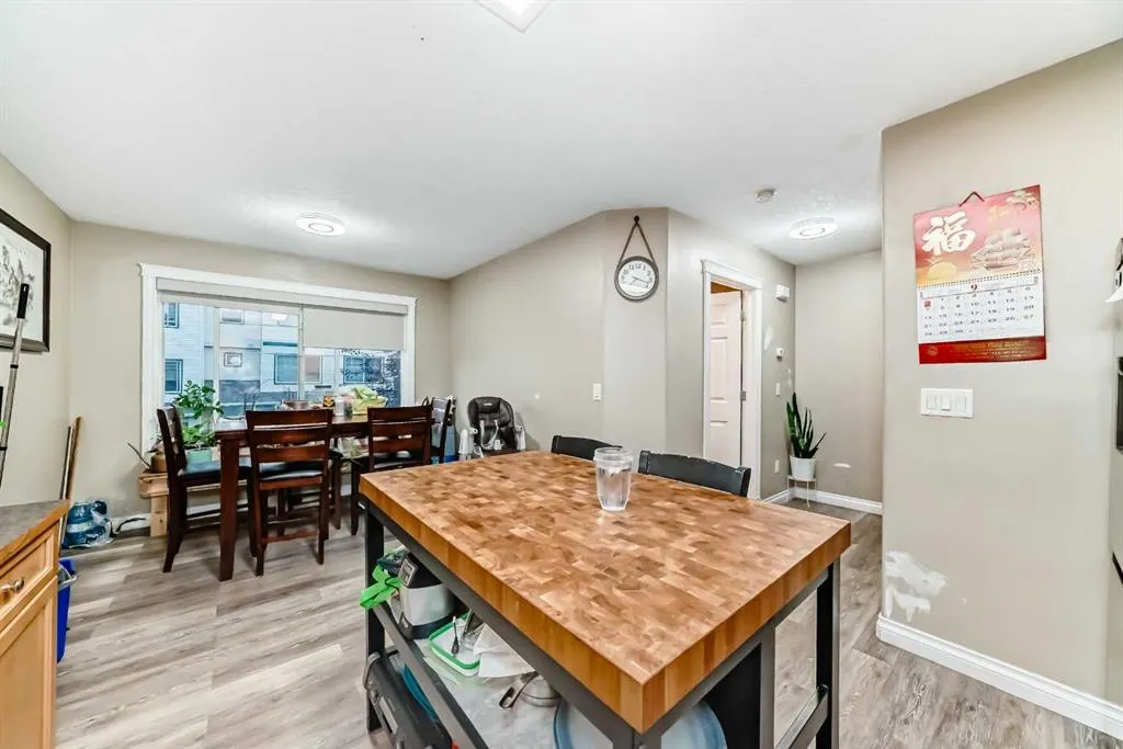 14 DOVER Mews SE
