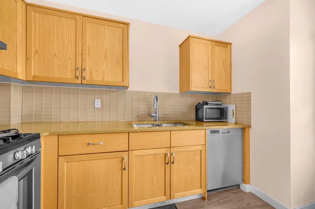 111 Tarawood Lane NE, #2204