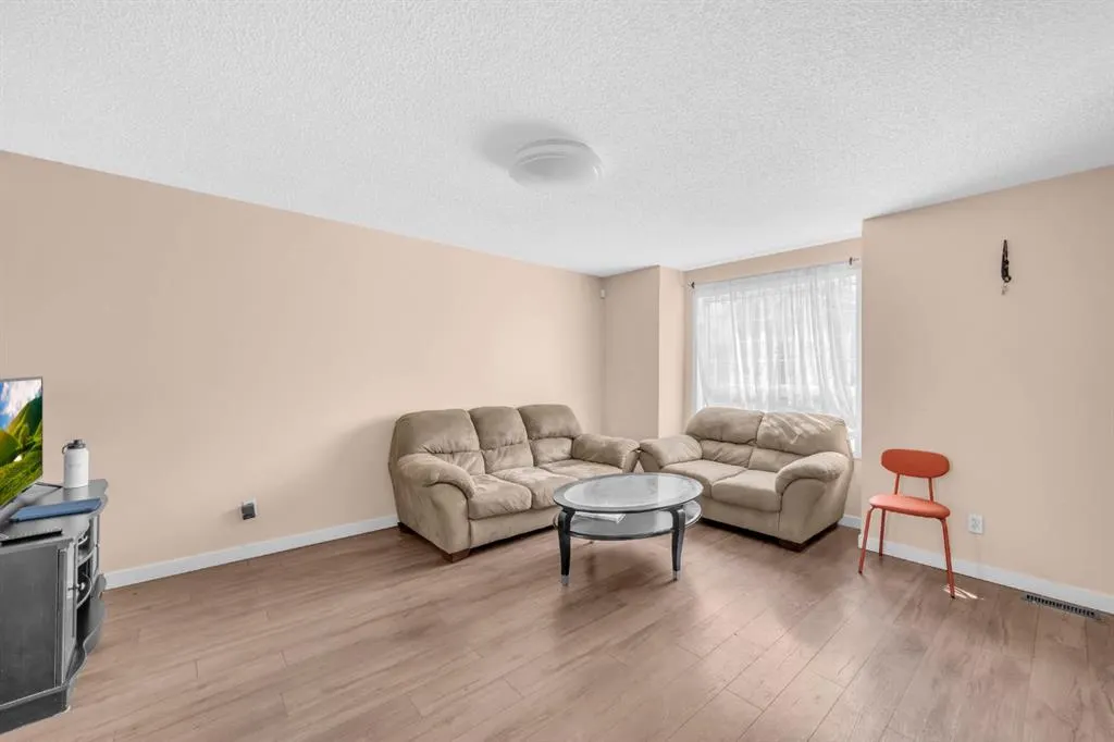 111 Tarawood Lane NE, #2204