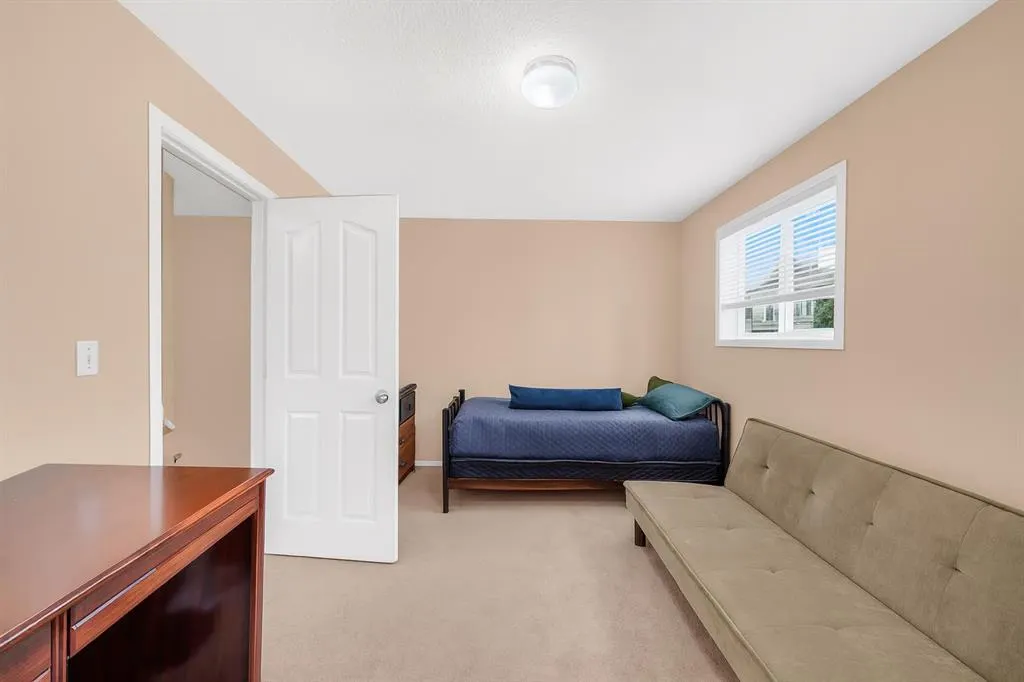 111 Tarawood Lane NE, #2204