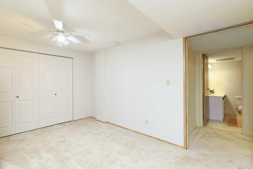 2821 Botterill Crescent, #42