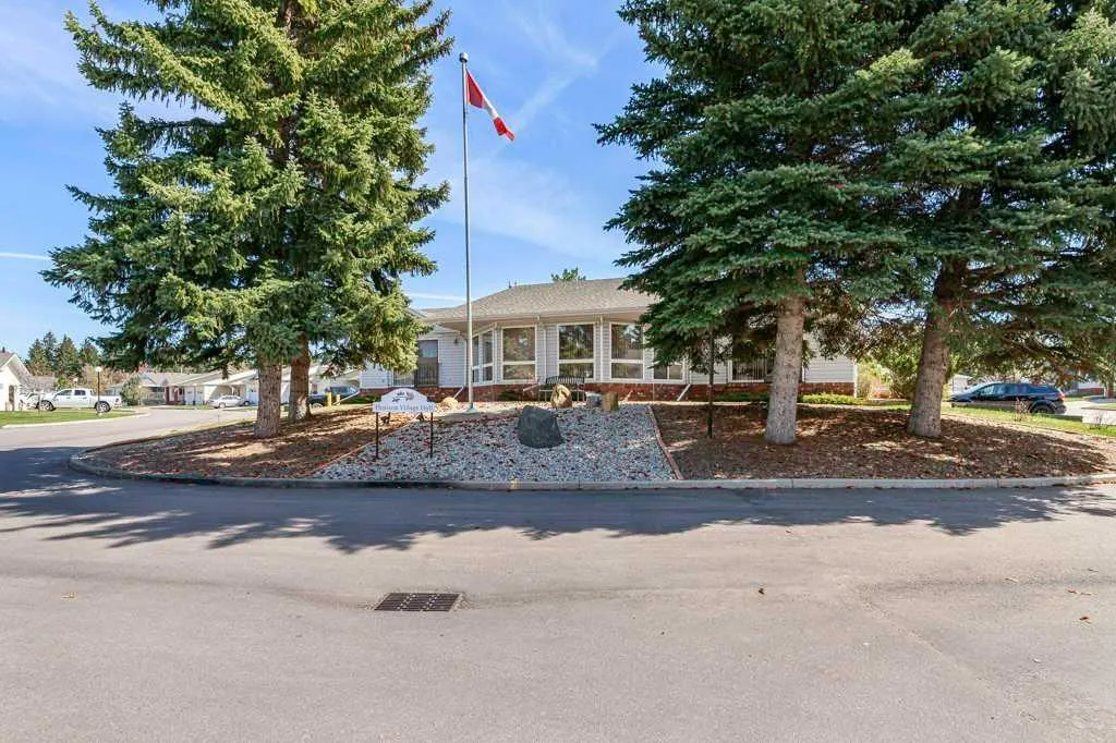 2821 Botterill Crescent, #42