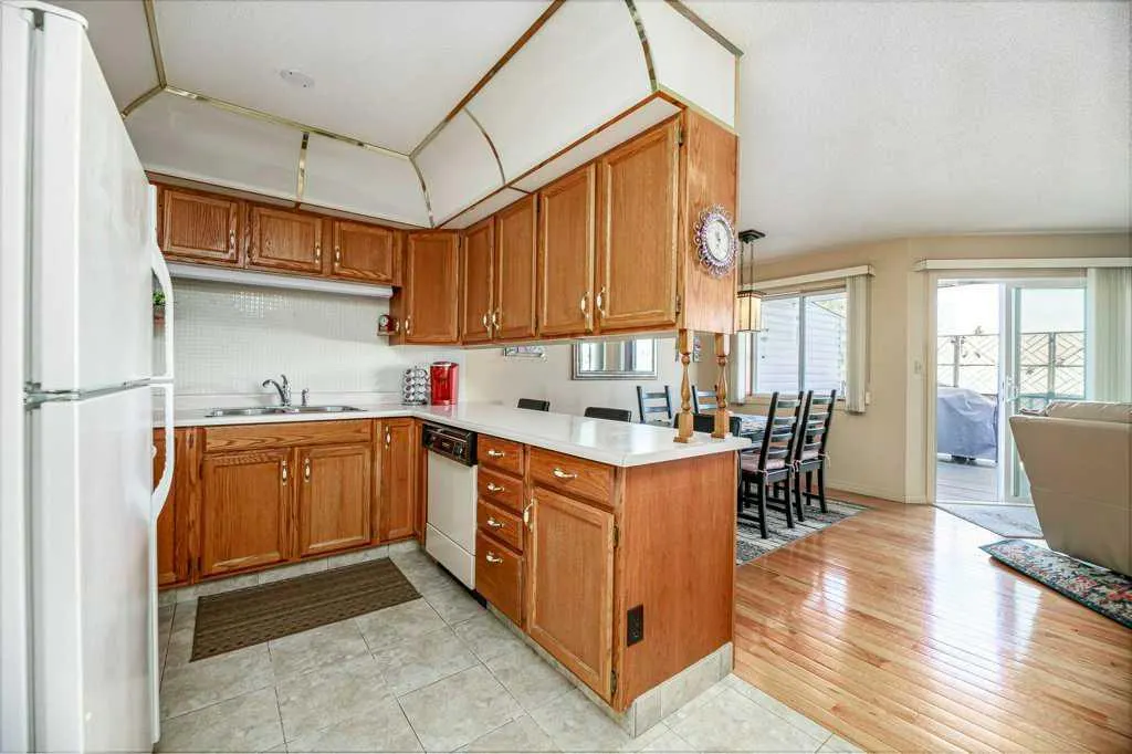 2821 Botterill Crescent, #42
