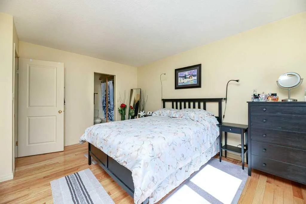 2821 Botterill Crescent, #42