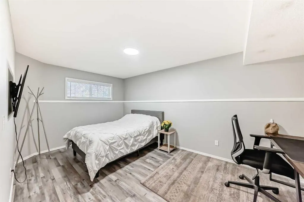 47 Willowbrook Drive NW