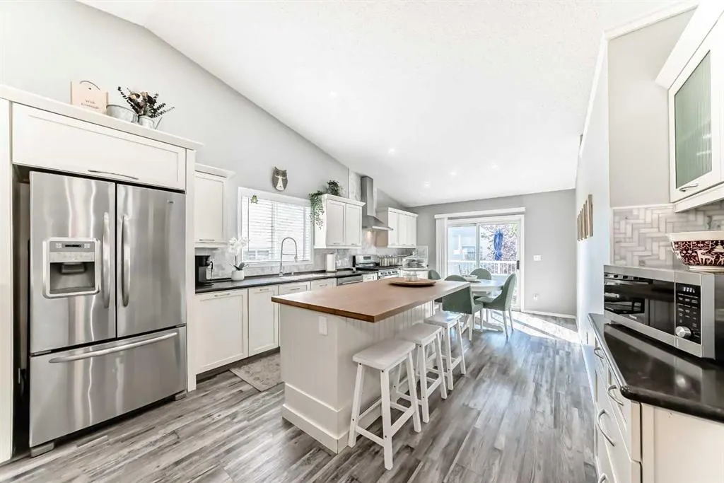 47 Willowbrook Drive NW