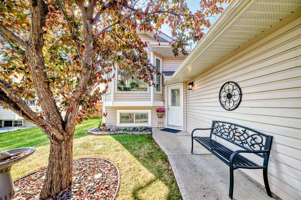47 Willowbrook Drive NW
