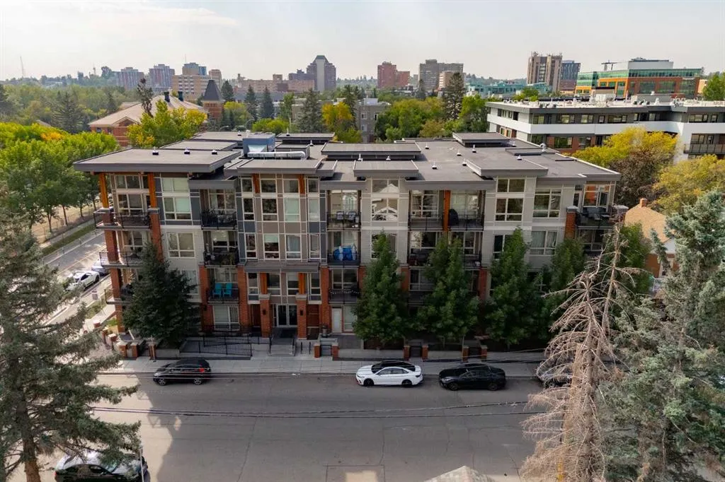 305 18 Avenue SW, #204