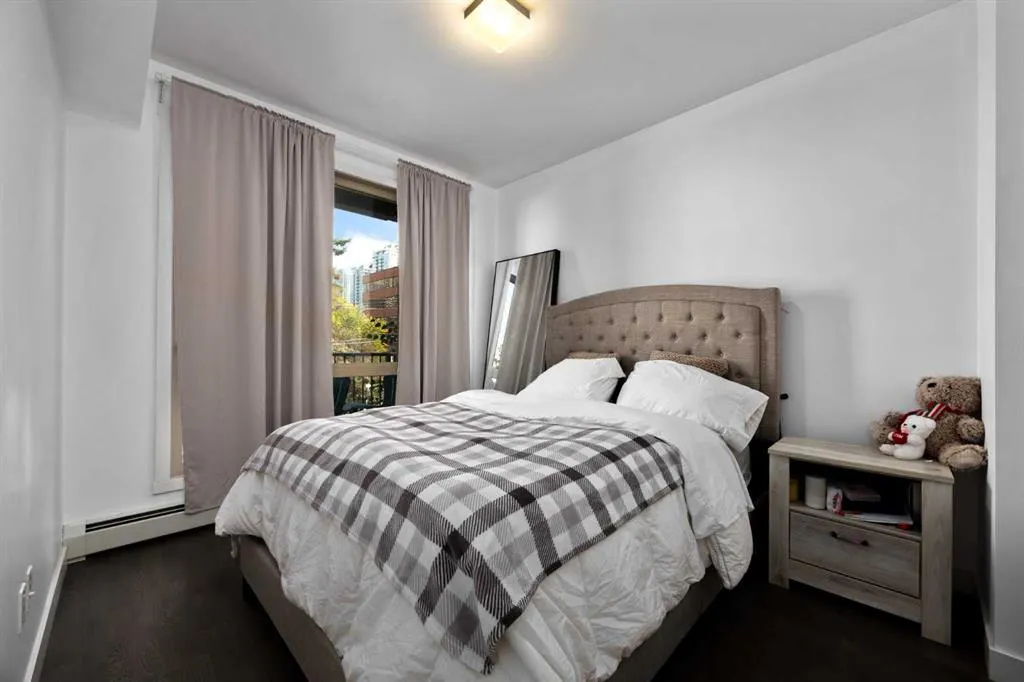 305 18 Avenue SW, #204