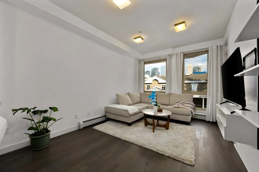 305 18 Avenue SW, #204