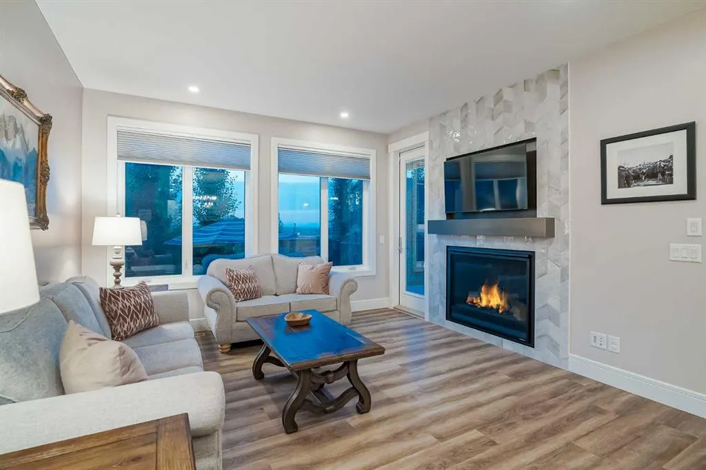 60 Walcrest Hill SE