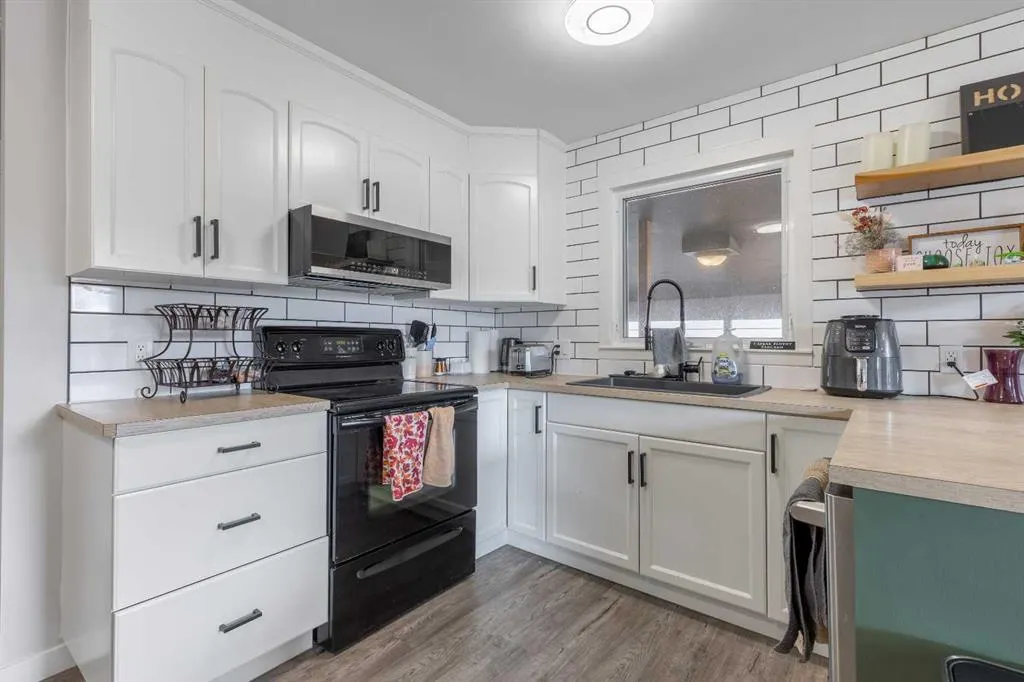 2015 16 Avenue S