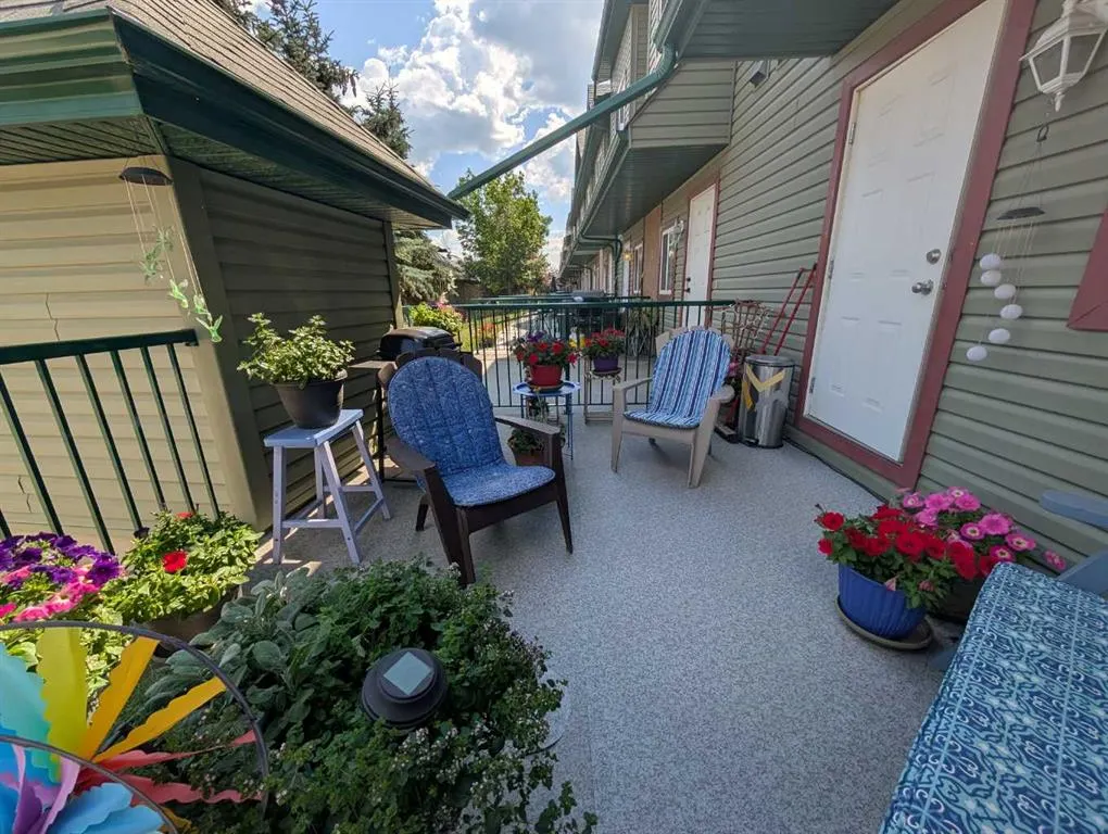 200 Lougheed Drive, #7112