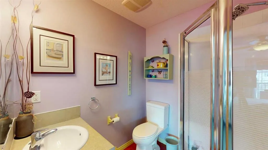 200 Lougheed Drive, #7112