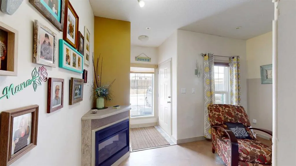 200 Lougheed Drive, #7112