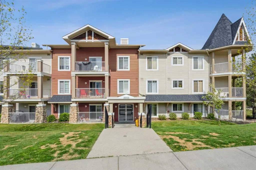 70 Panamount Drive NW, #2211