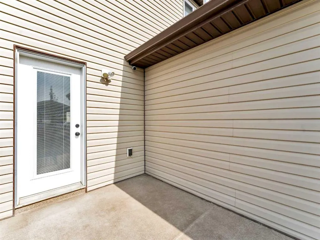 47 Southlands Boulevard SE