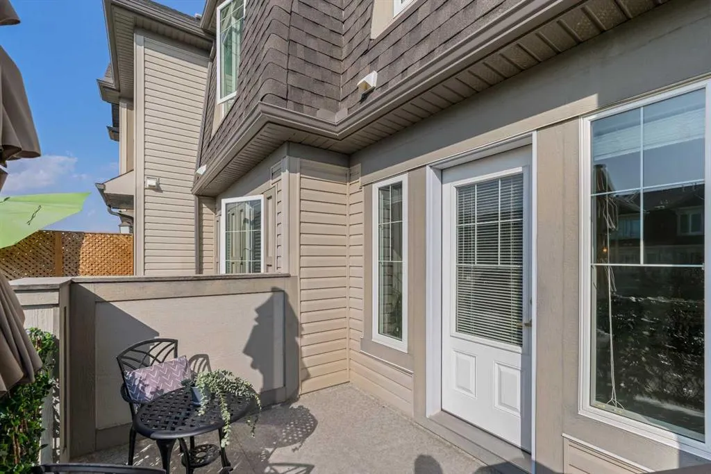 60 Windstone Green SW