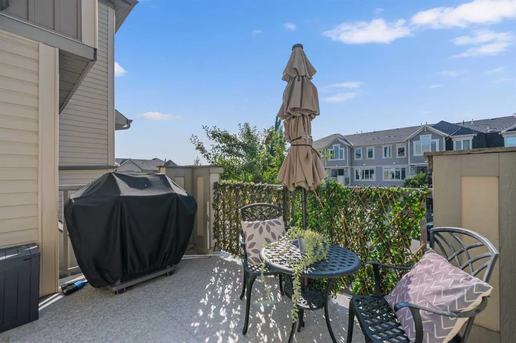 60 Windstone Green SW
