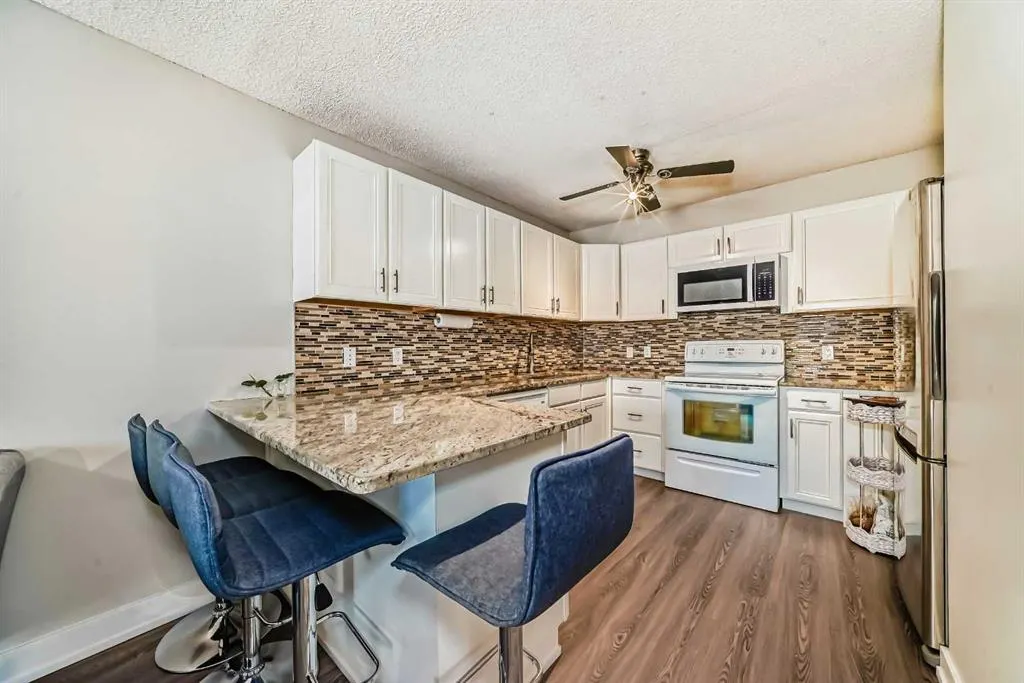3015 51 Street SW, #122