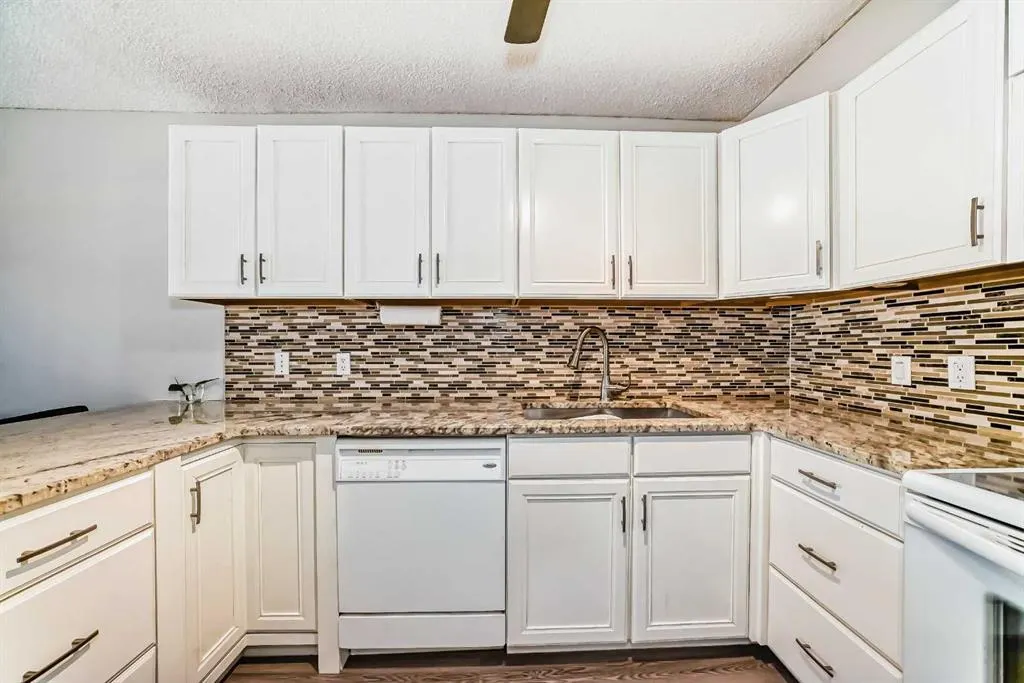 3015 51 Street SW, #122