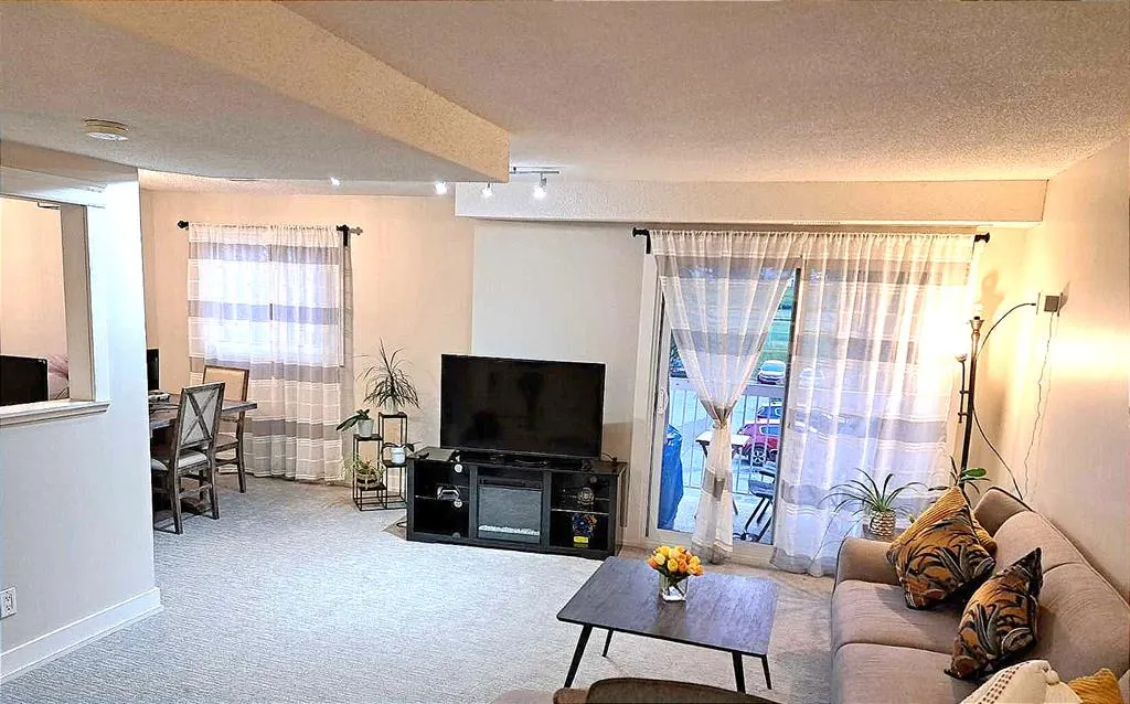 3015 51 Street SW, #122