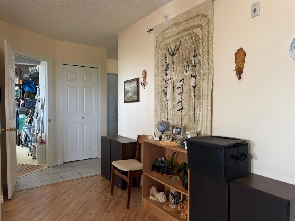 9932 100 Avenue, #401