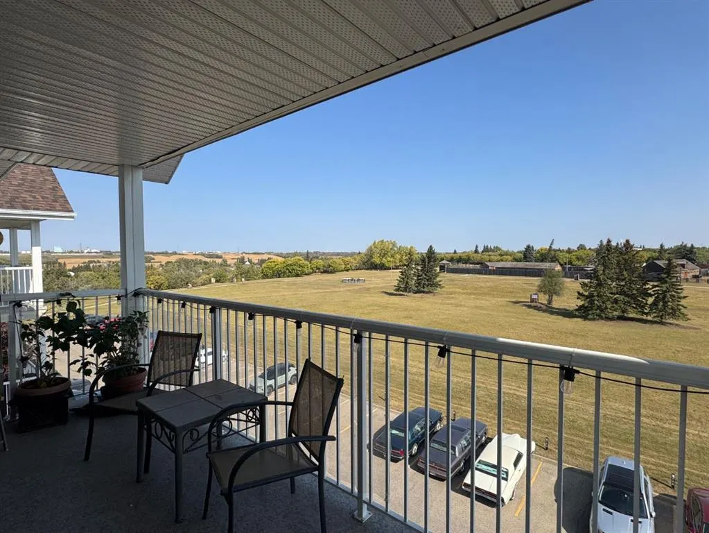 9932 100 Avenue, #401