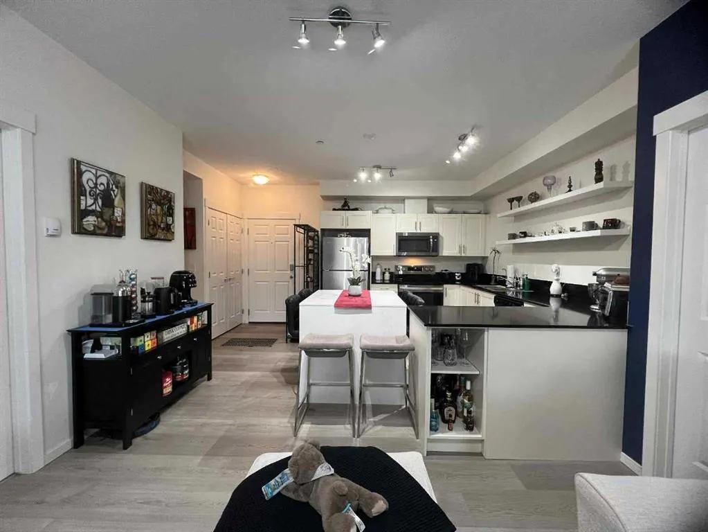 99 Copperstone Park, #3313