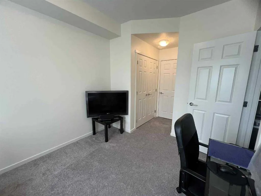 99 Copperstone Park, #3313