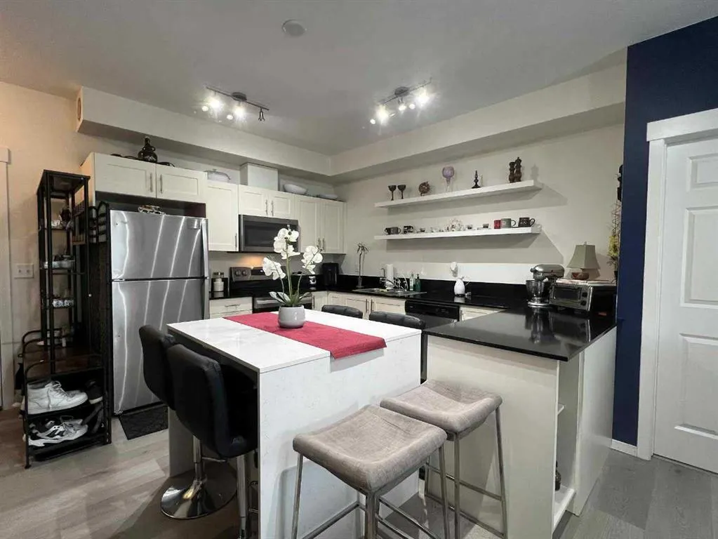 99 Copperstone Park, #3313